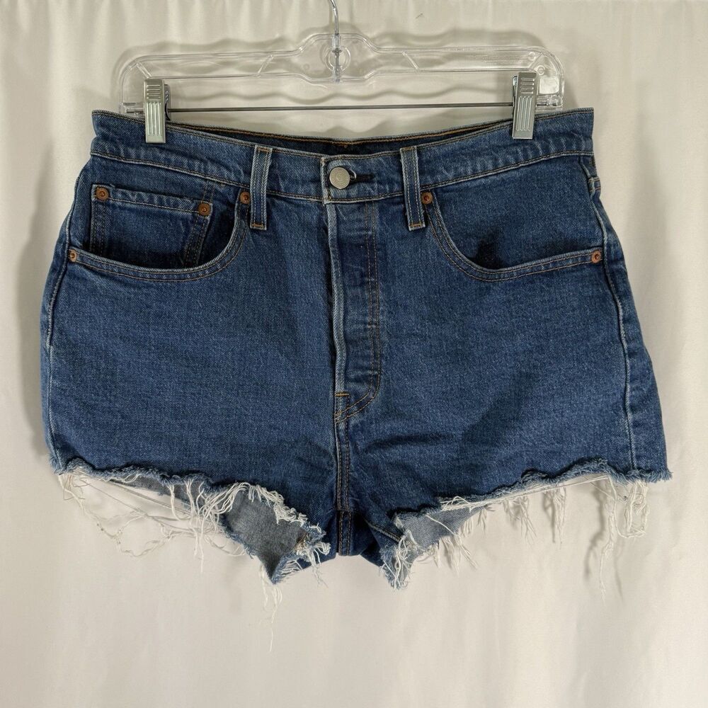 Levis 501 Cut Off Shorts Women's W 30 Medium Wash Blue Denim 5 Pocket Button Fly